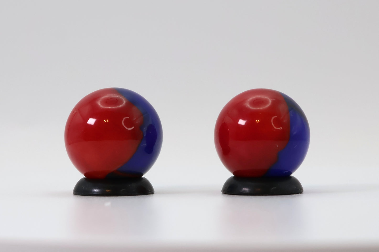 2PK 5/8" Akro Agate Patch Marbles Red & Blue NM+