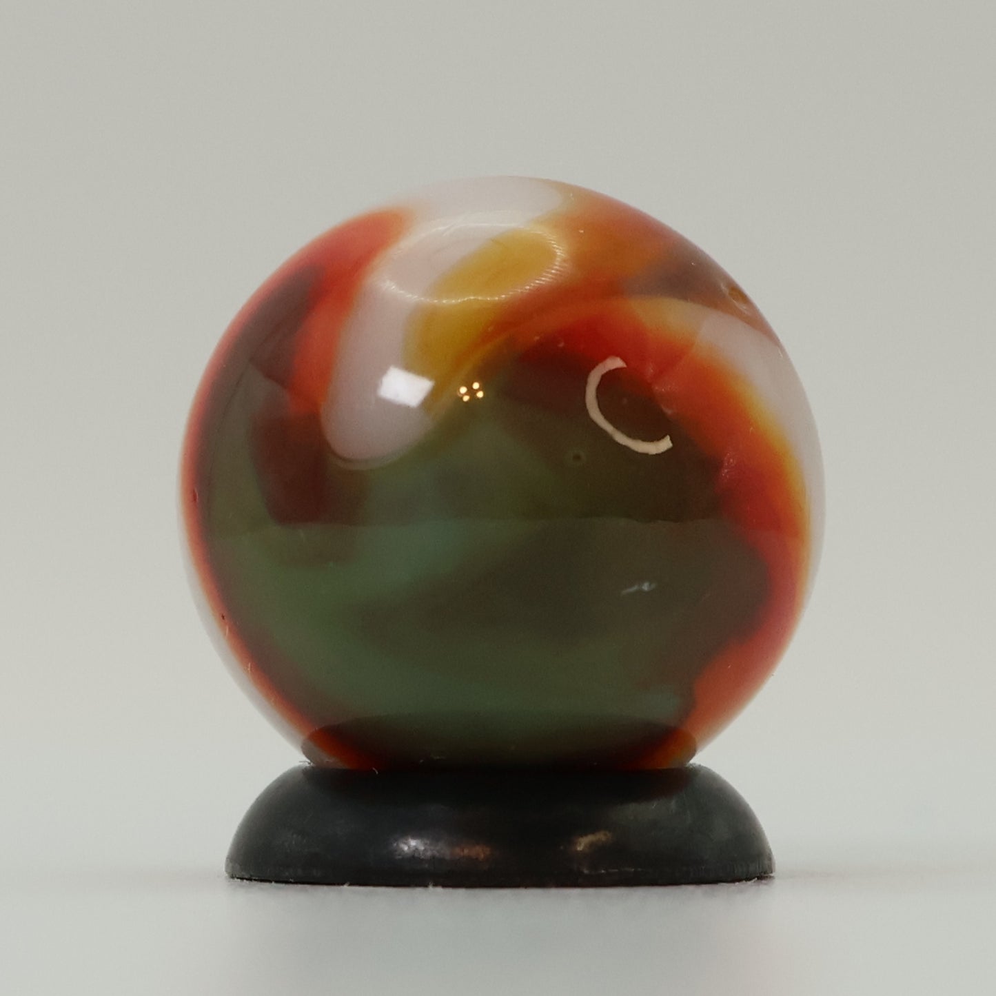 5/8" Vitro Agate Swirled All Red Marble NM+