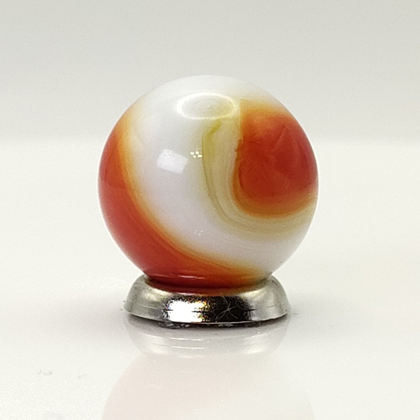 16.5mm Akro Agate Special Corkscrew Red Orange Yellow White MINT