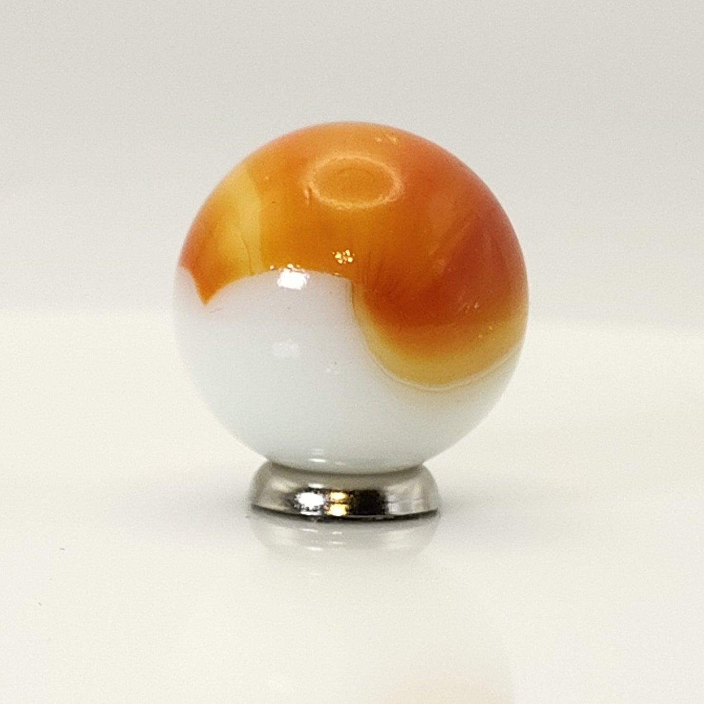 7/8" Akro Agate Patch Marble Orange & White NM+