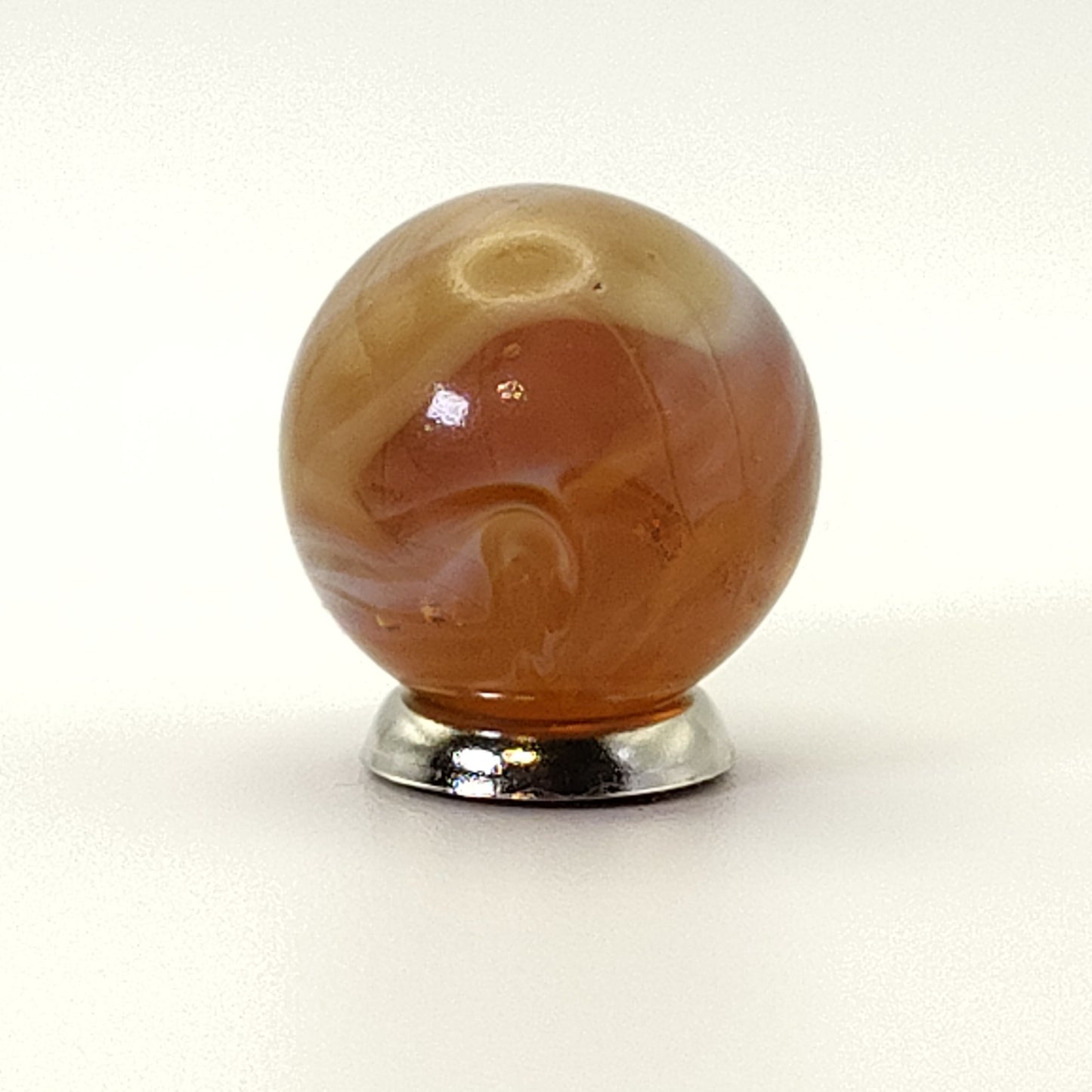 Gorgeous 18mm Amber Slag Marble w/drizzle M-