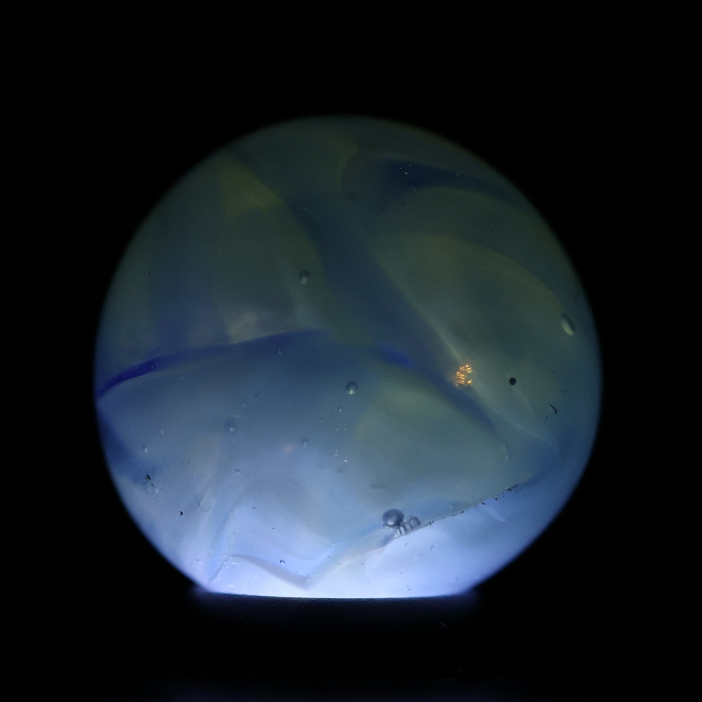 11/16" Translucent Swirl Marble Blue on Blue NM