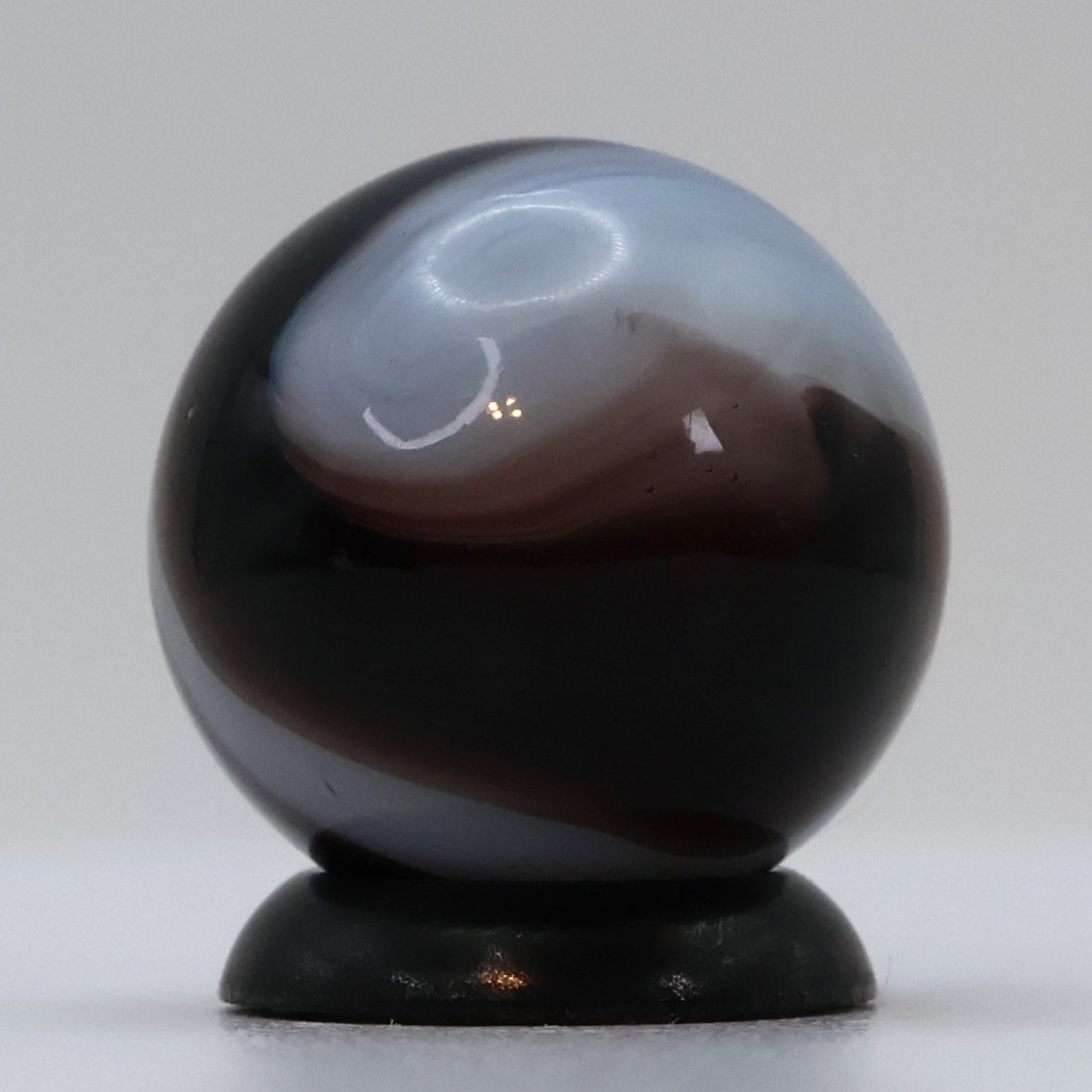 5/8" Akro Agate Prizename Corkscrew - deep purple & cloudy white NM++