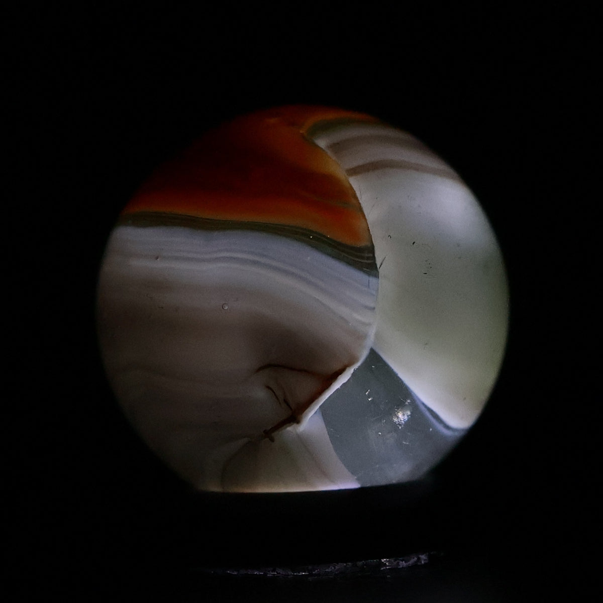 5/8" Vitro Agate Conqueror - Red & Green - Unique NM+