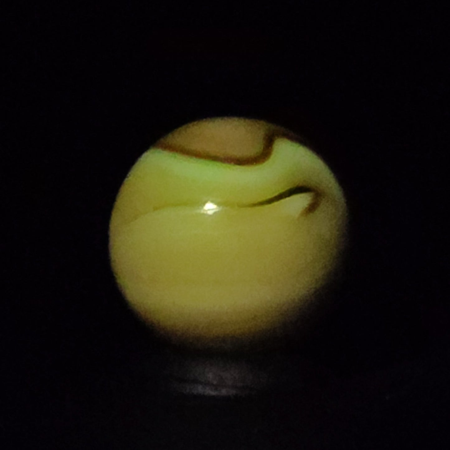 5/8" Swirl Marble Cream Base Tan Brown Manganese Glow NM