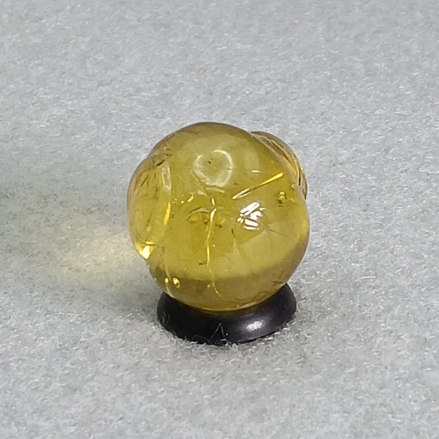 Vintage one of a kind deformed "lemonhead" marble UV! Uranium 17.4x19.5mm NM+