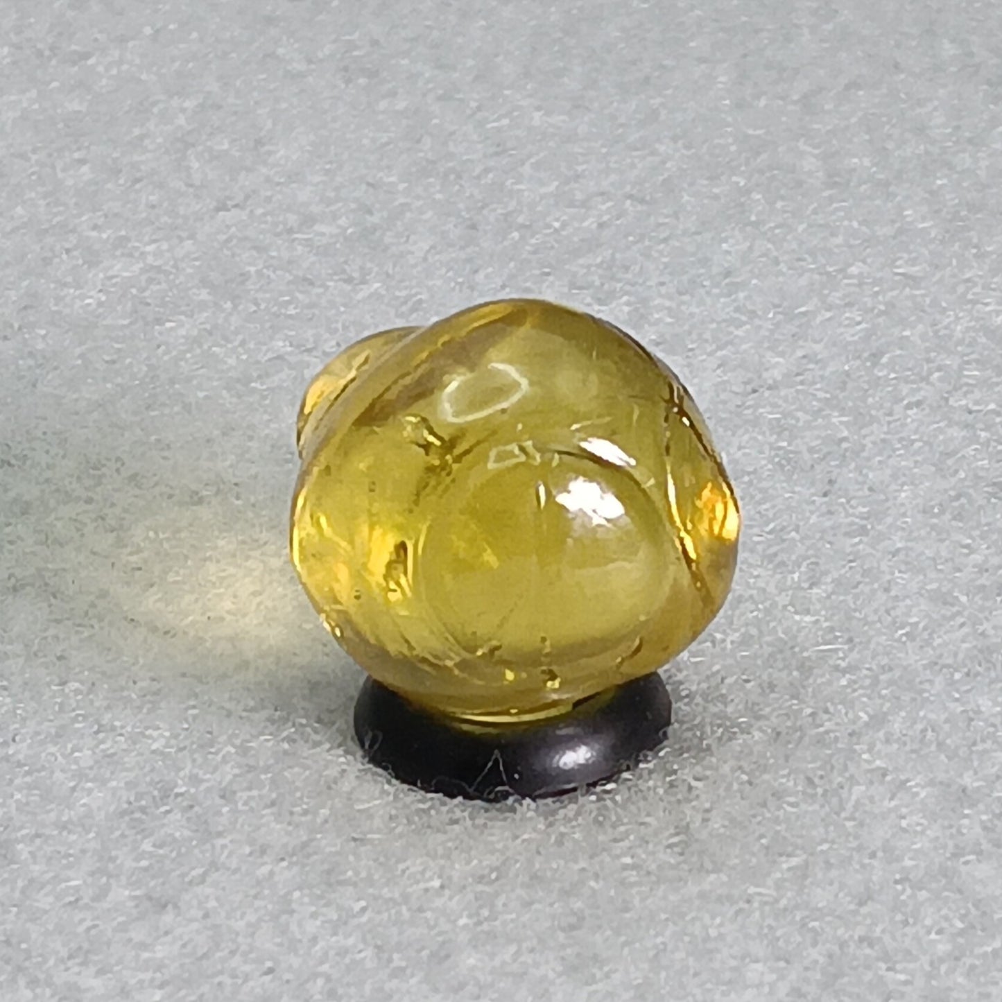 Vintage one of a kind deformed "lemonhead" marble UV! Uranium 17.4x19.5mm NM+