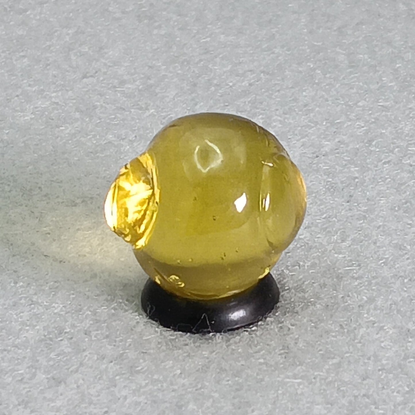 Vintage one of a kind deformed "lemonhead" marble UV! Uranium 17.4x19.5mm NM+