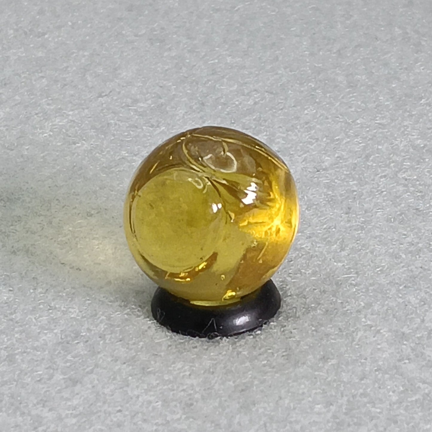 Vintage one of a kind deformed "lemonhead" marble UV! Uranium 17.4x19.5mm NM+