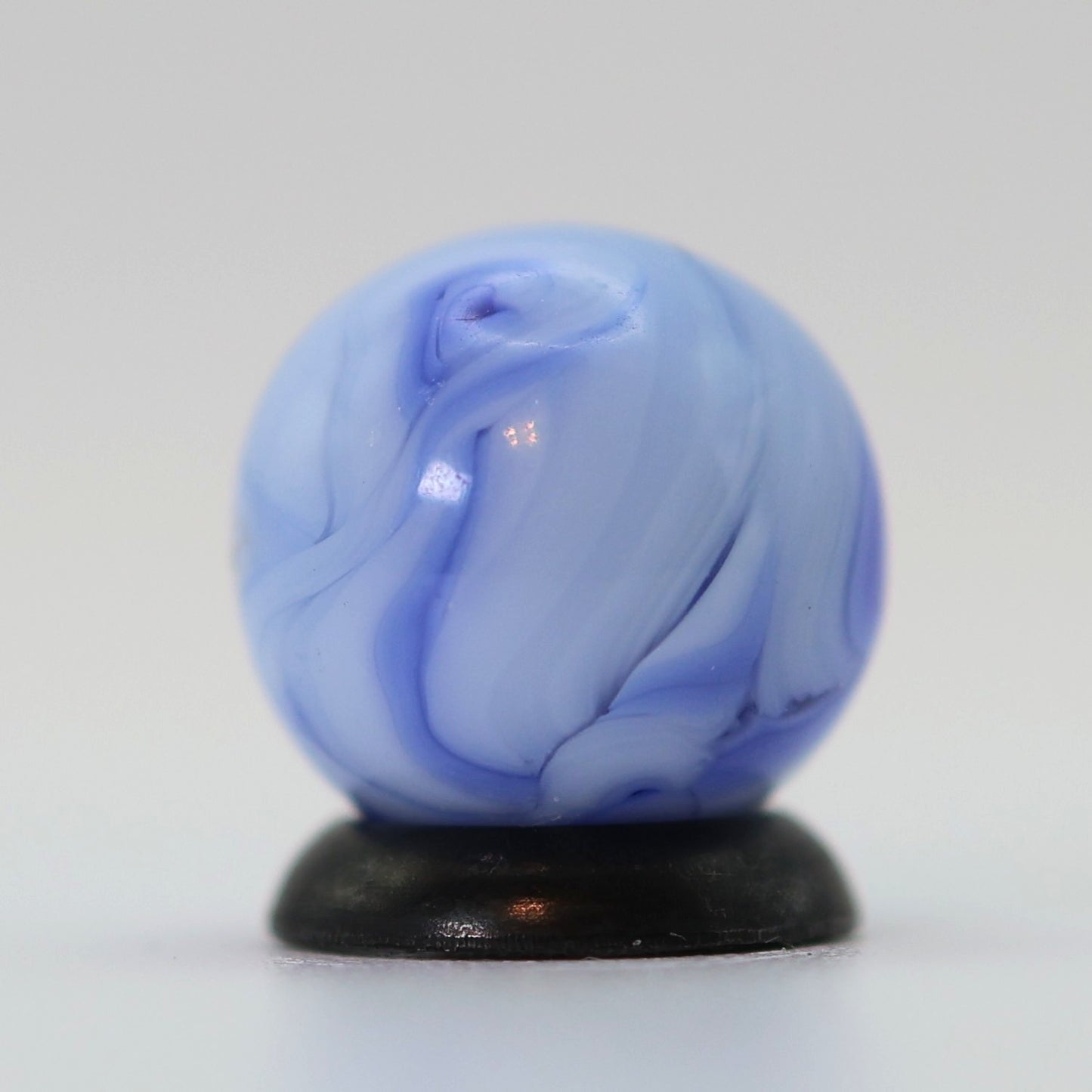 9/16" Vintage Swirl Marble Blue & White w/drizzle NM+
