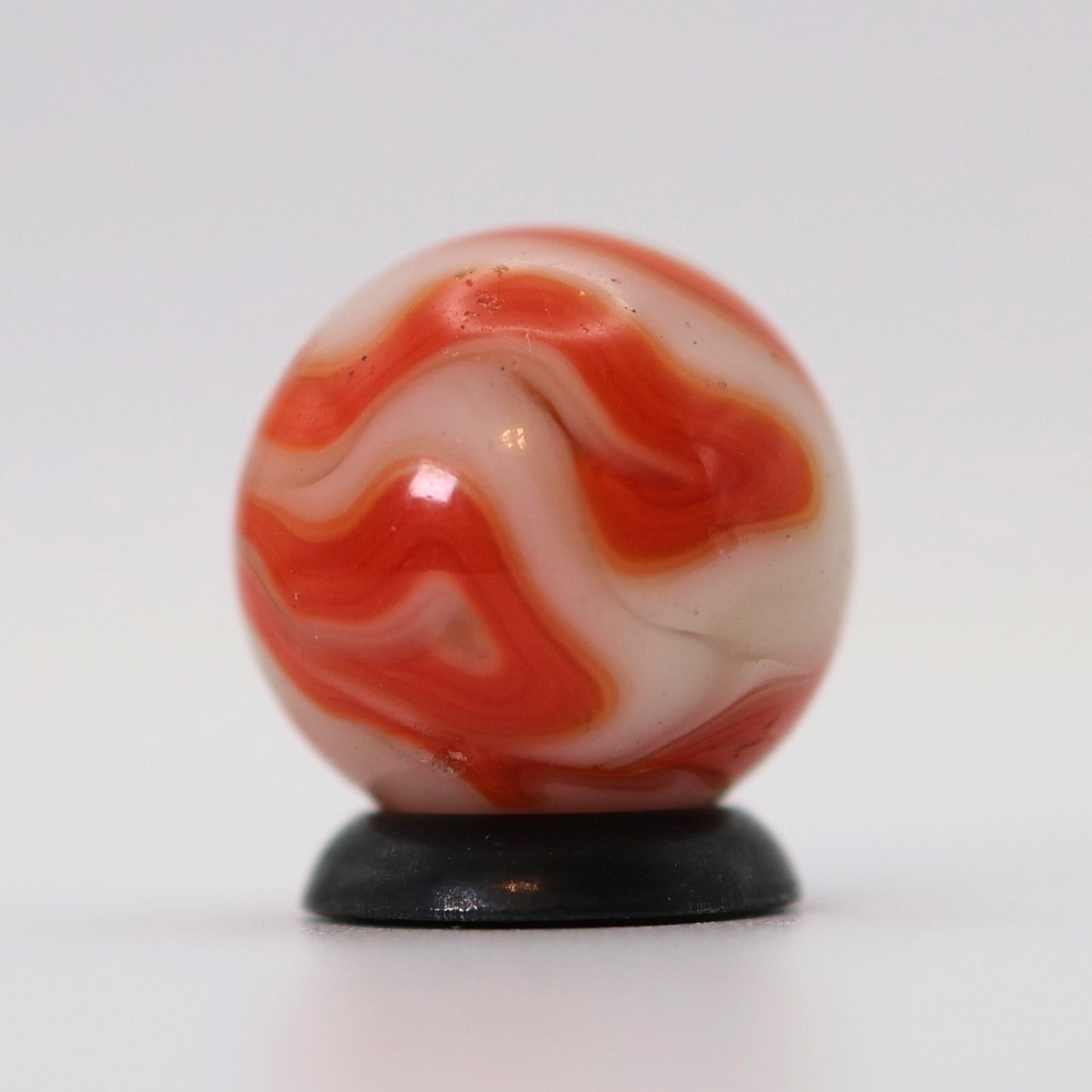 5/8" Swirl Marble Pink/Red/Cream NM-