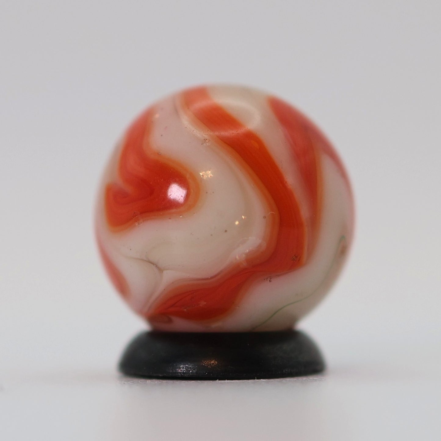 5/8" Swirl Marble Pink/Red/Cream NM-