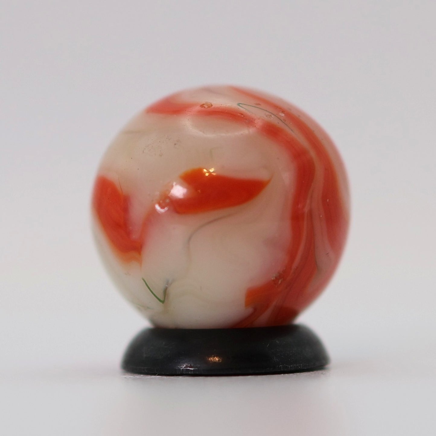5/8" Swirl Marble Pink/Red/Cream NM-