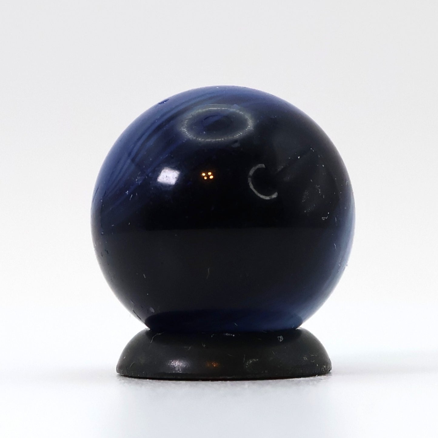 5/8" Master Marble Cobalt Blue painted White NM+