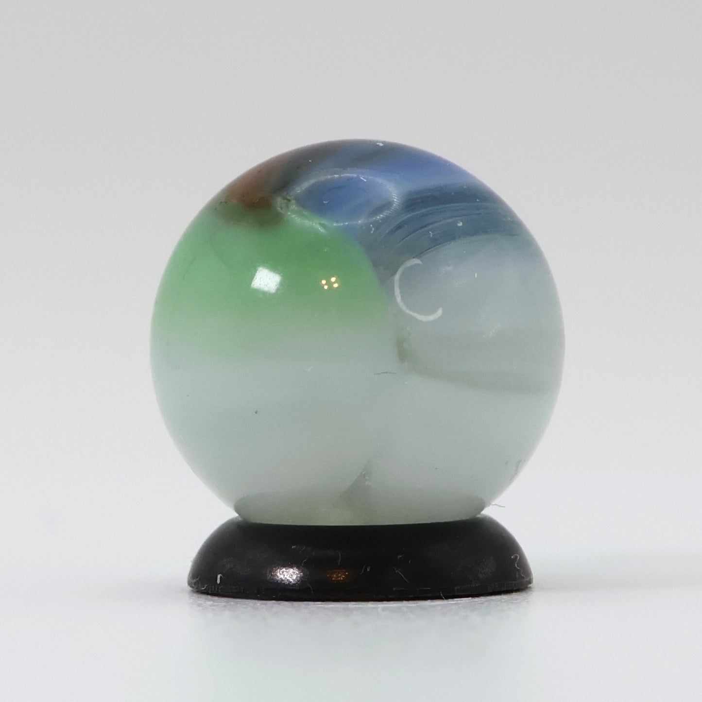 5/8" Vitro Agate Tri-Lite Marble beautiful colors NM