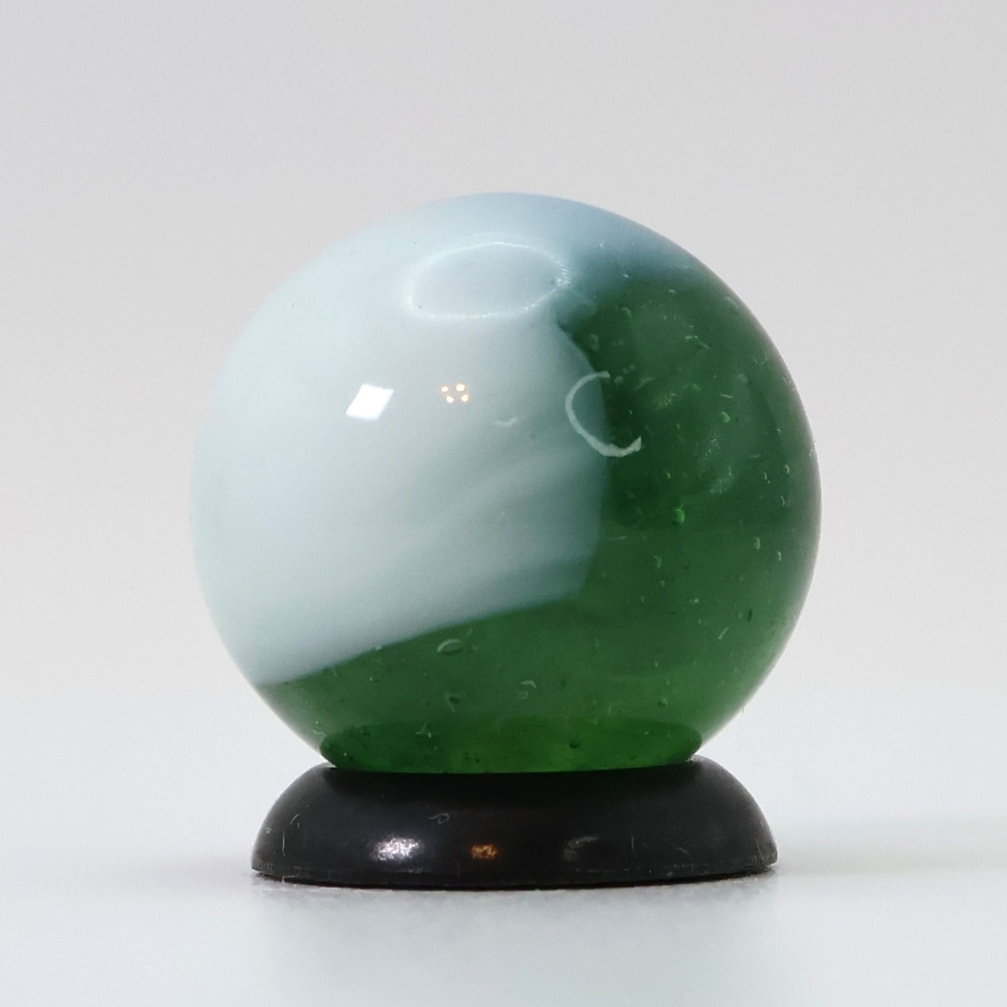 5/8" Akro Agate Patch Marble Green Translucent Base & White NM+