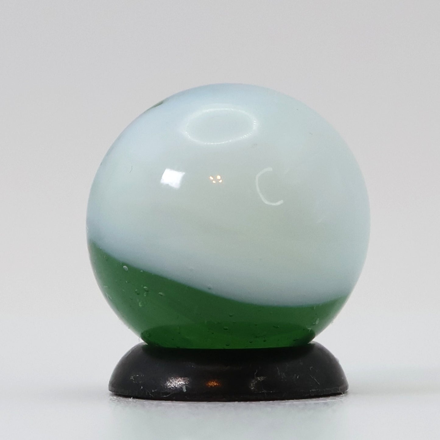 5/8" Akro Agate Patch Marble Green Translucent Base & White NM+