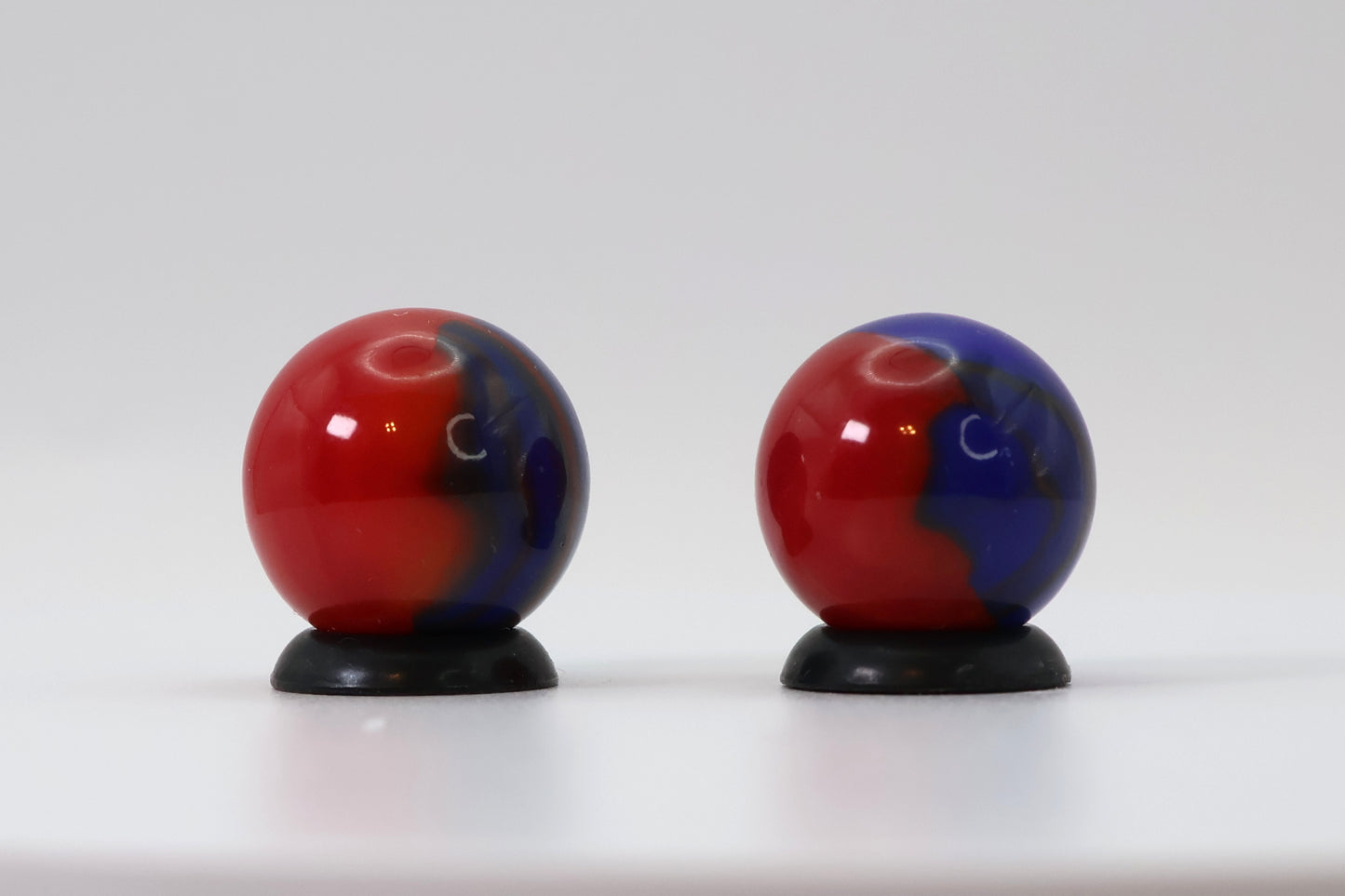 2PK 5/8" Akro Agate Patch Marbles Red & Blue NM+