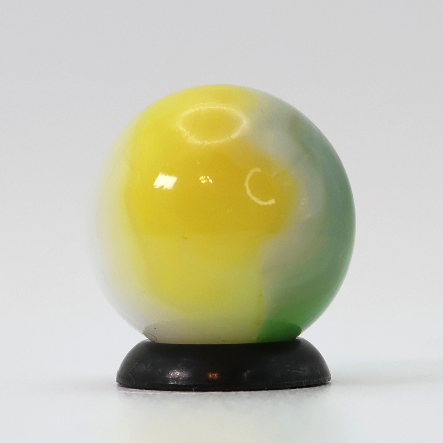 16.5mm Vitro Agate Tri-Lite Marble Yellow Green Tan NM+