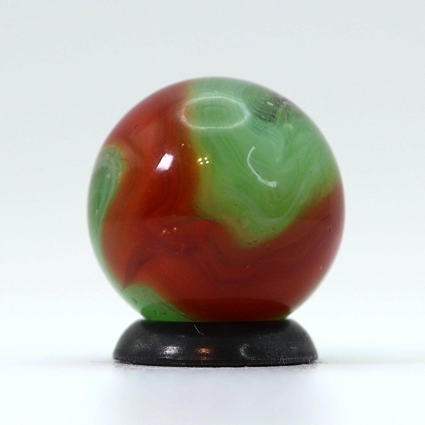 16.5mm SWIRL Marble Translucent green & red M-