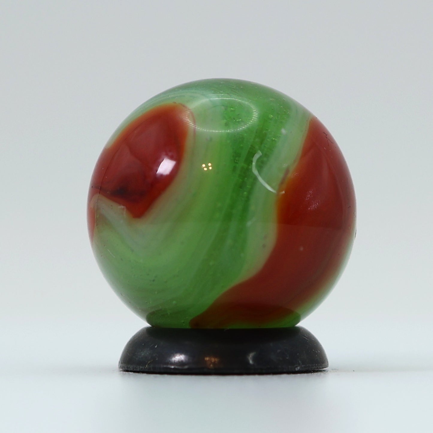16.5mm SWIRL Marble Translucent green & red M-
