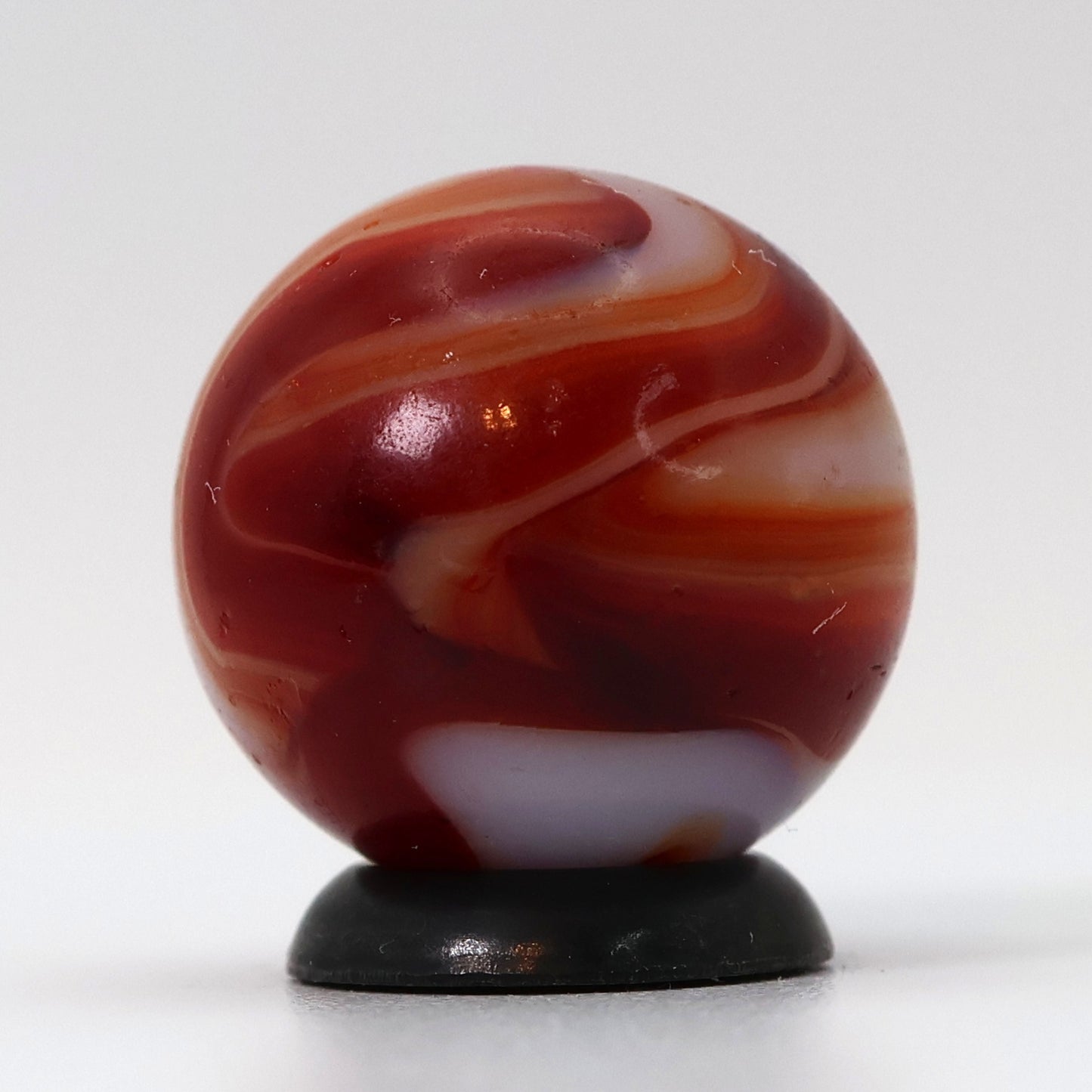 11/16" Swirl Marble - Nice Deep Red Ribbons NM-