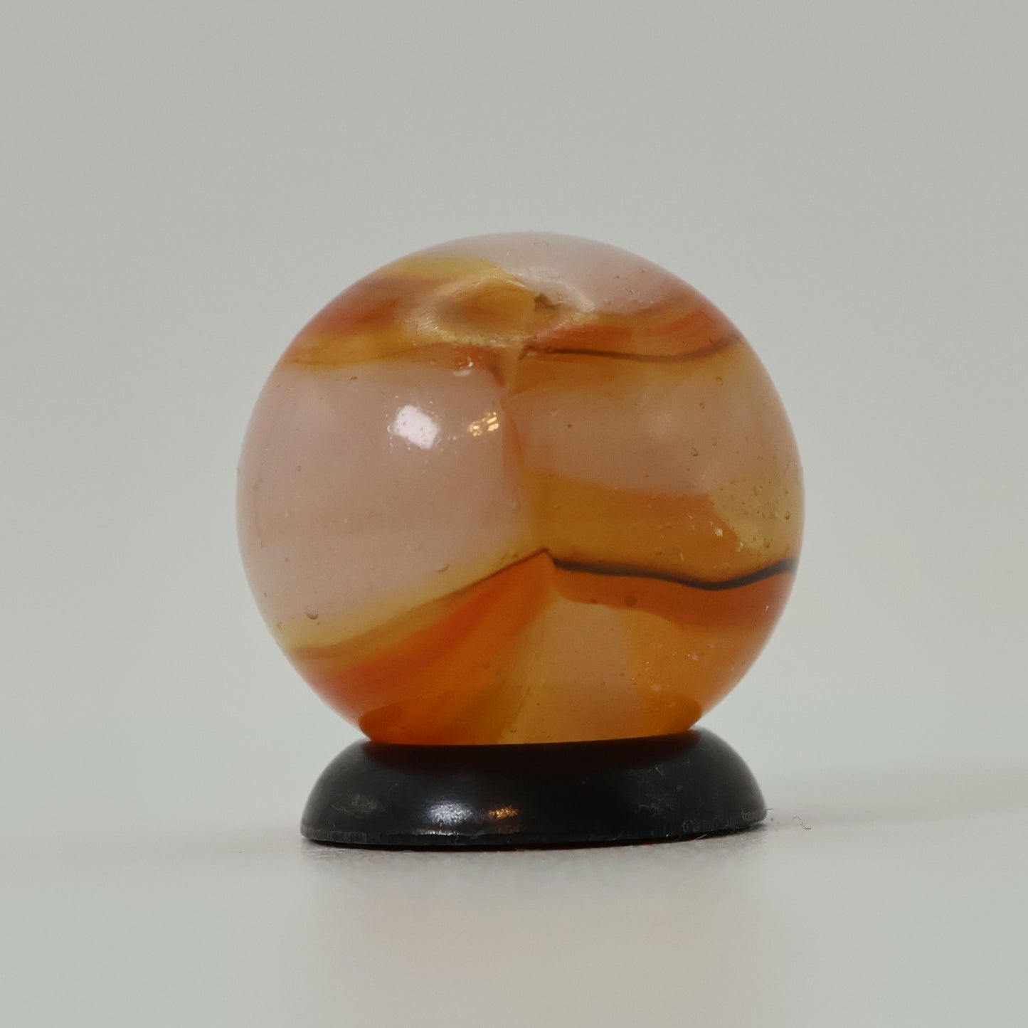 5/8" Peltier Rainbo Marble Orange w/horsehair of brown MINT