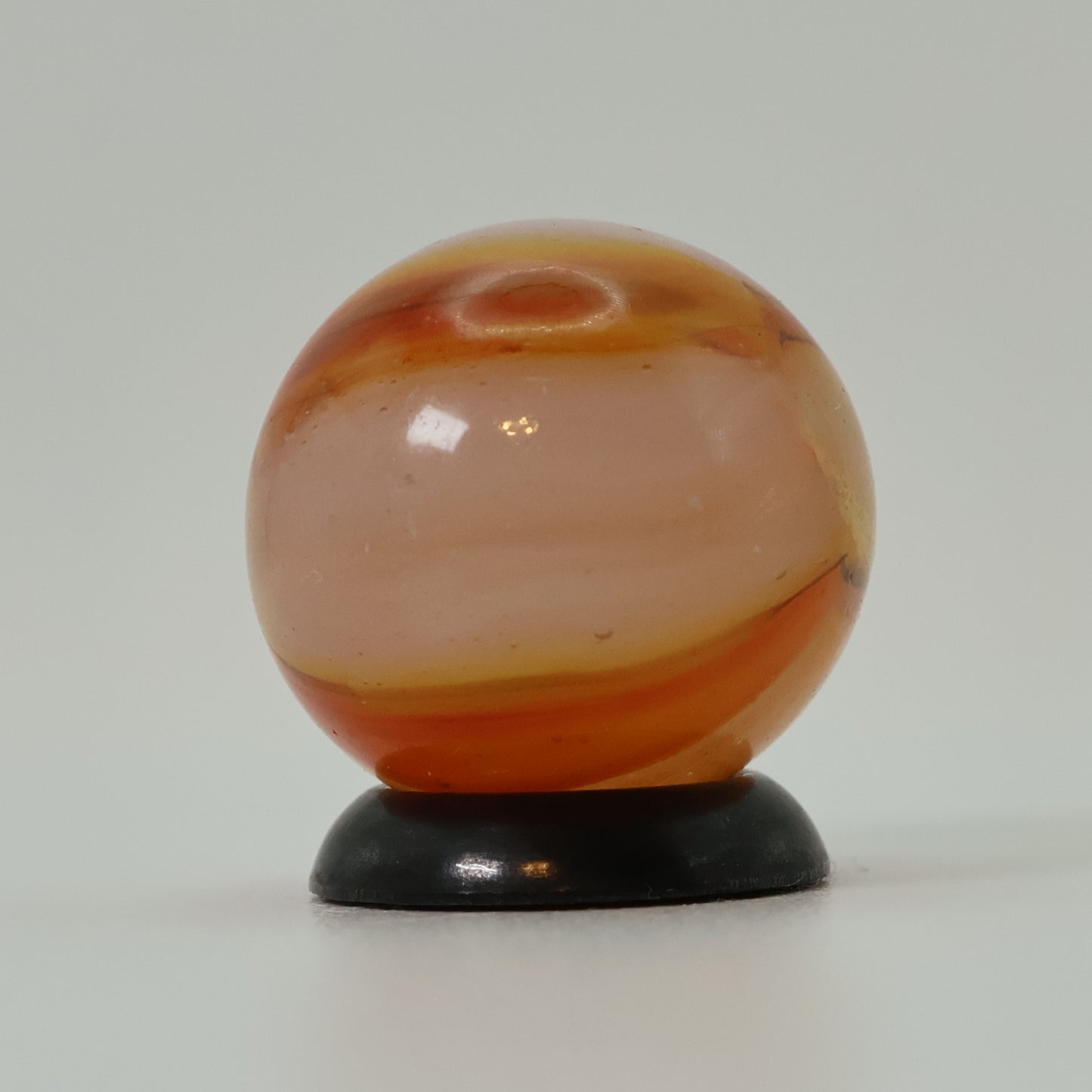 5/8" Peltier Rainbo Marble Orange w/horsehair of brown MINT
