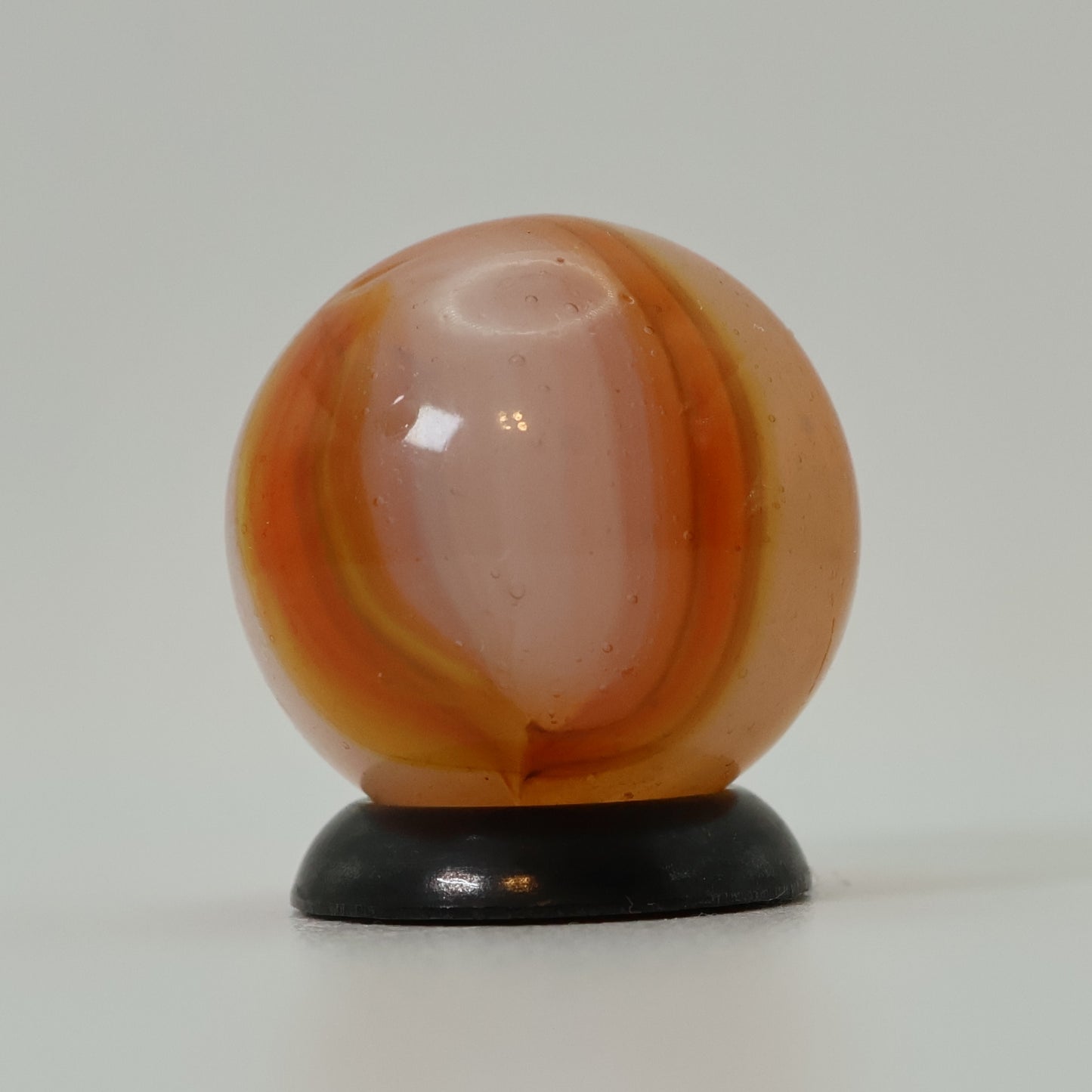 5/8" Peltier Rainbo Marble Orange w/horsehair of brown MINT