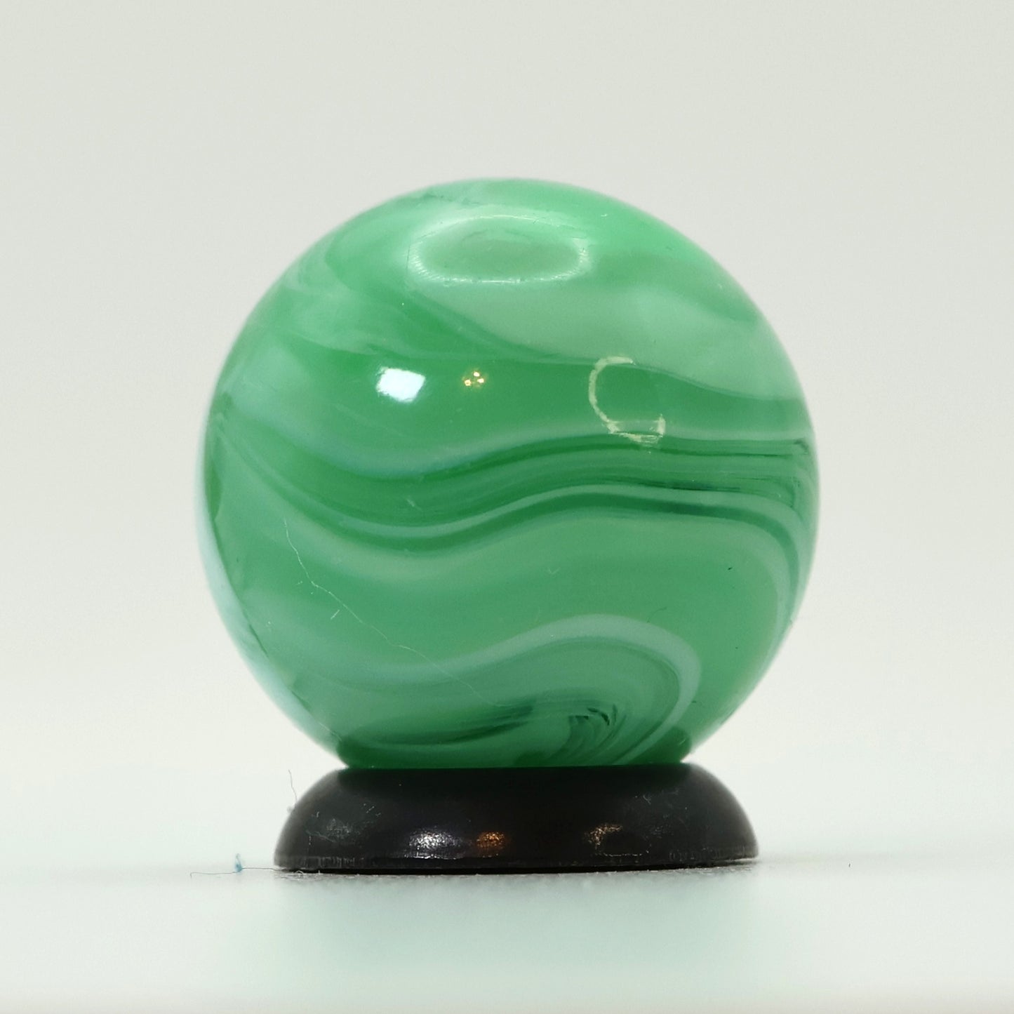 5/8" Mint Green Slag Marble NM+