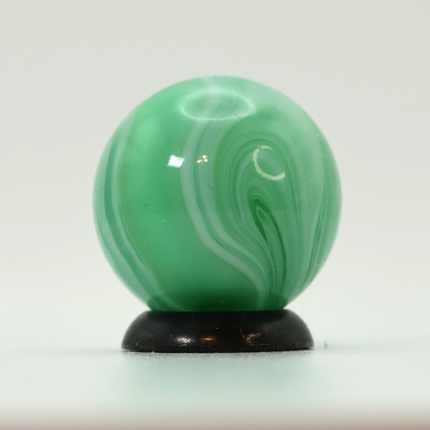 5/8" Mint Green Slag Marble NM+