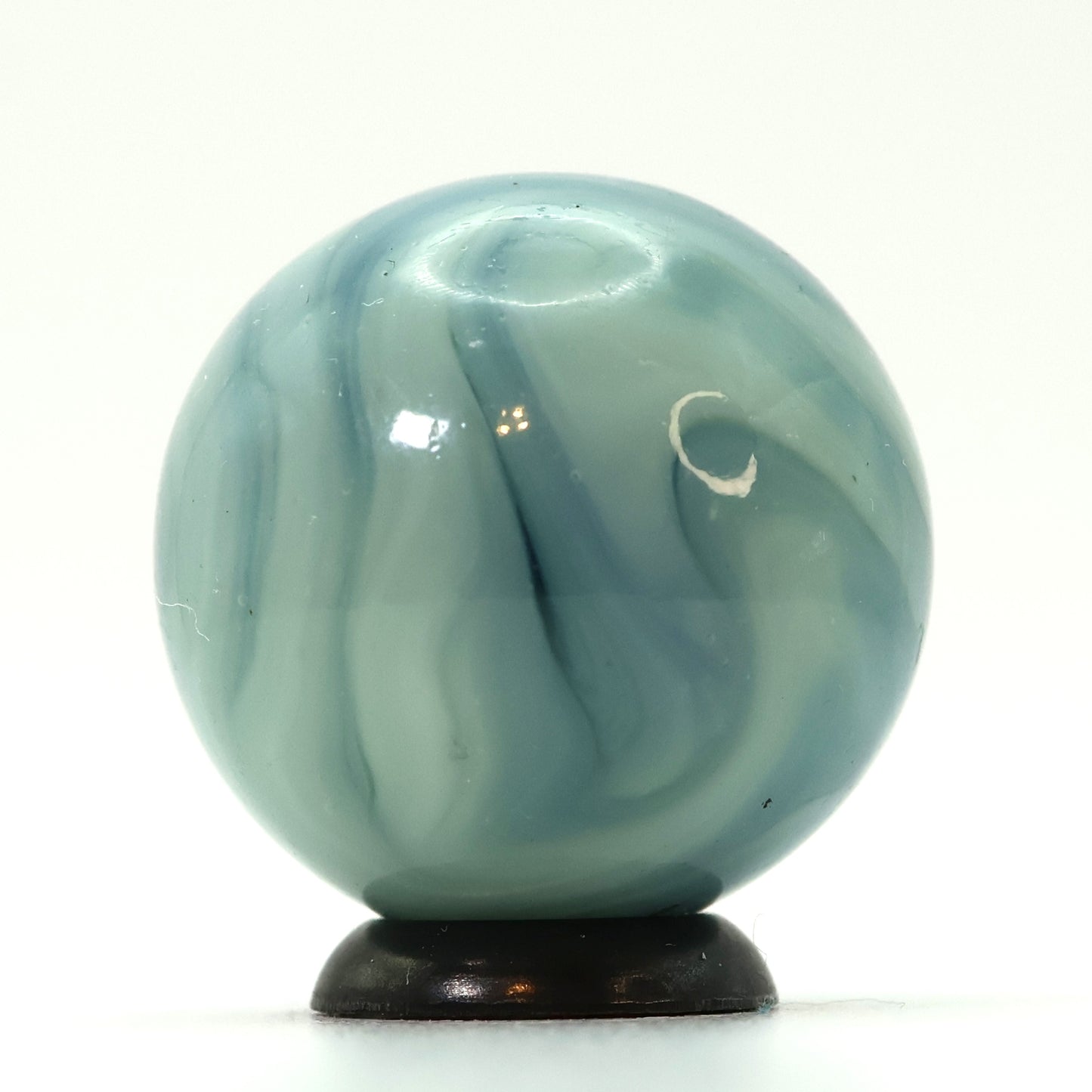 7/8" Vintage Swirl Marble Blue & White NM
