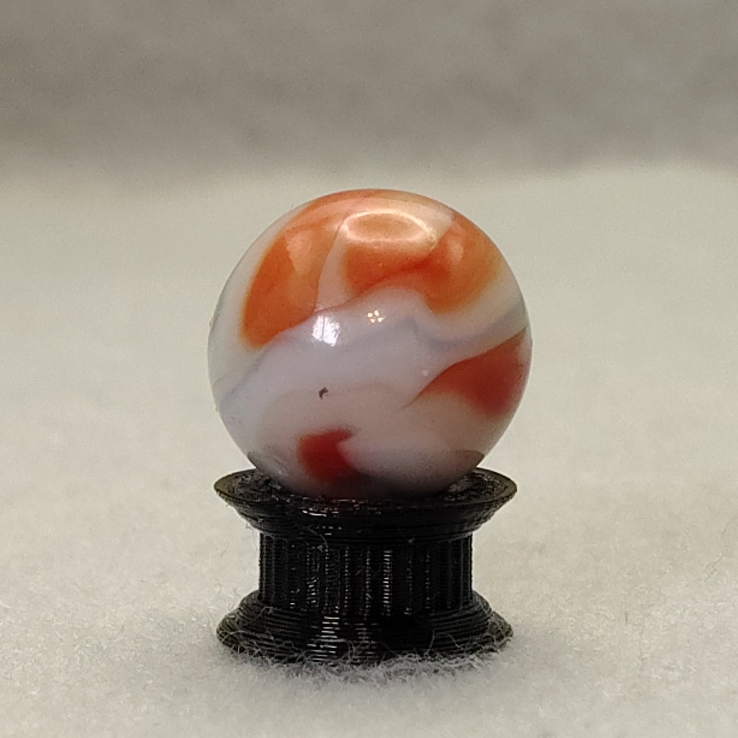 17mm Ravenswood Red White Blue Swirl Marble Off Round cond: GOOD