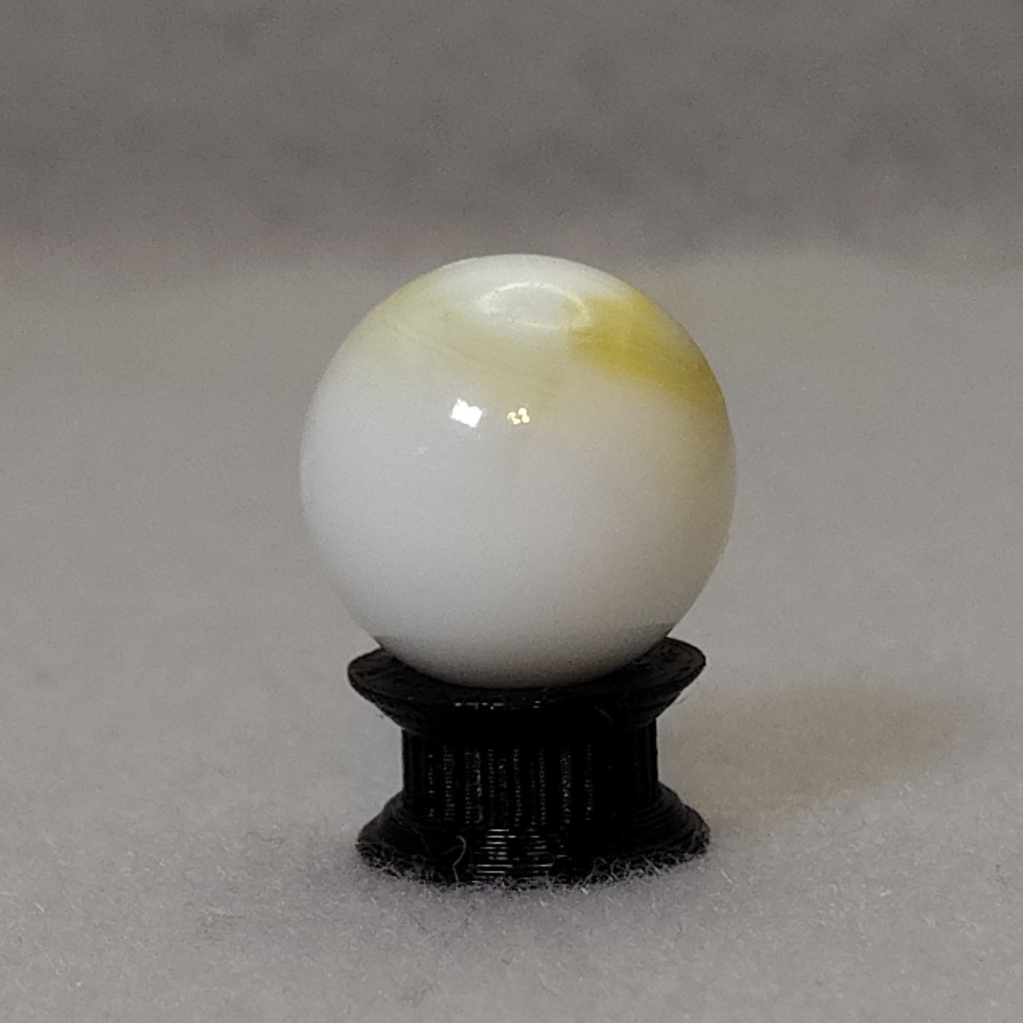 3/4" Vintage Peltier Rainbo Yellow & White NM-