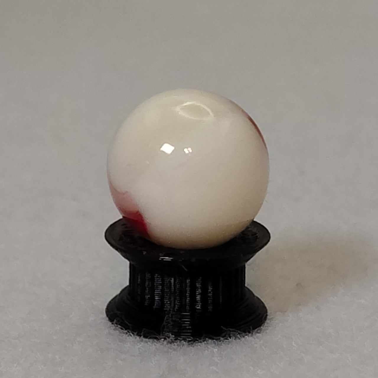 15.5mm Vitro Agate Marble UV NM+ Red & White
