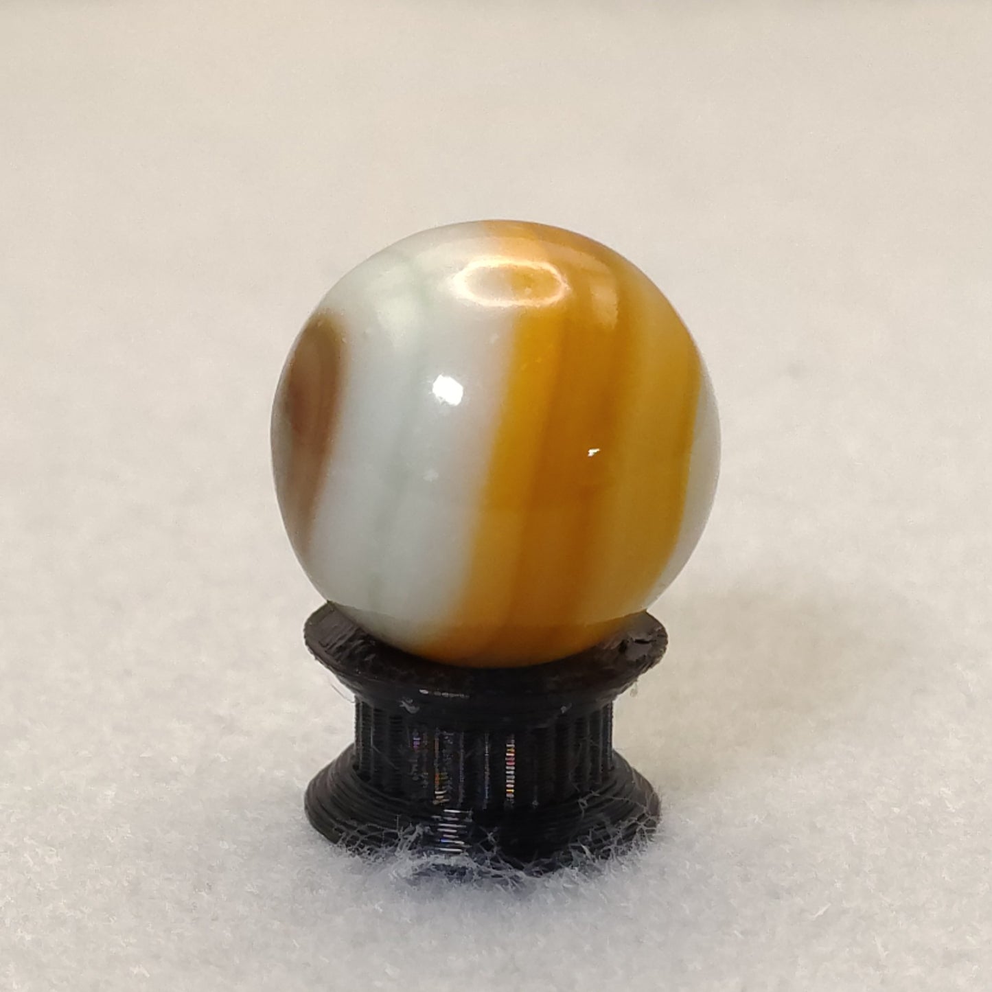 3/4" Jabo Swirl Marble Butterscoth NM