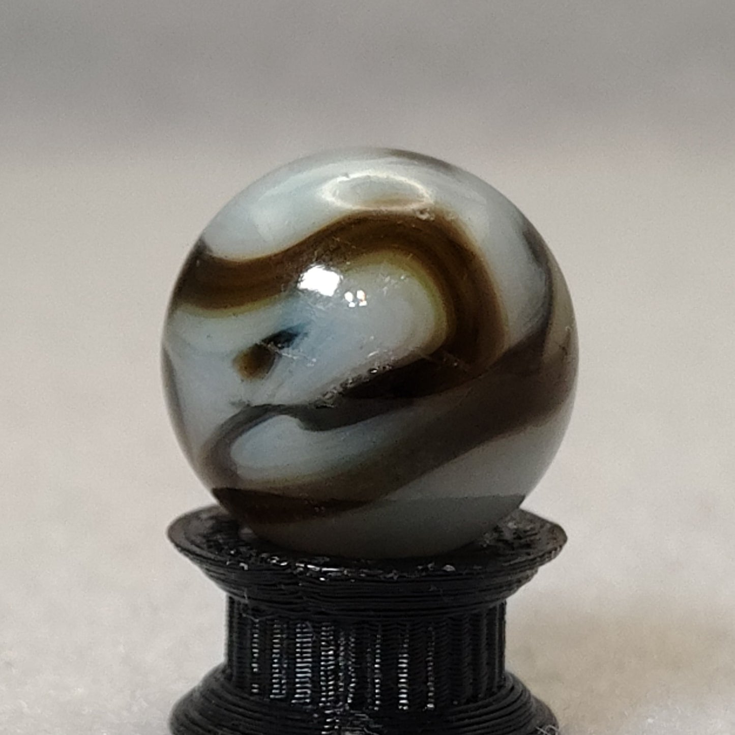 16.5mm Gorgeous Translucent Swirl Marble NM-