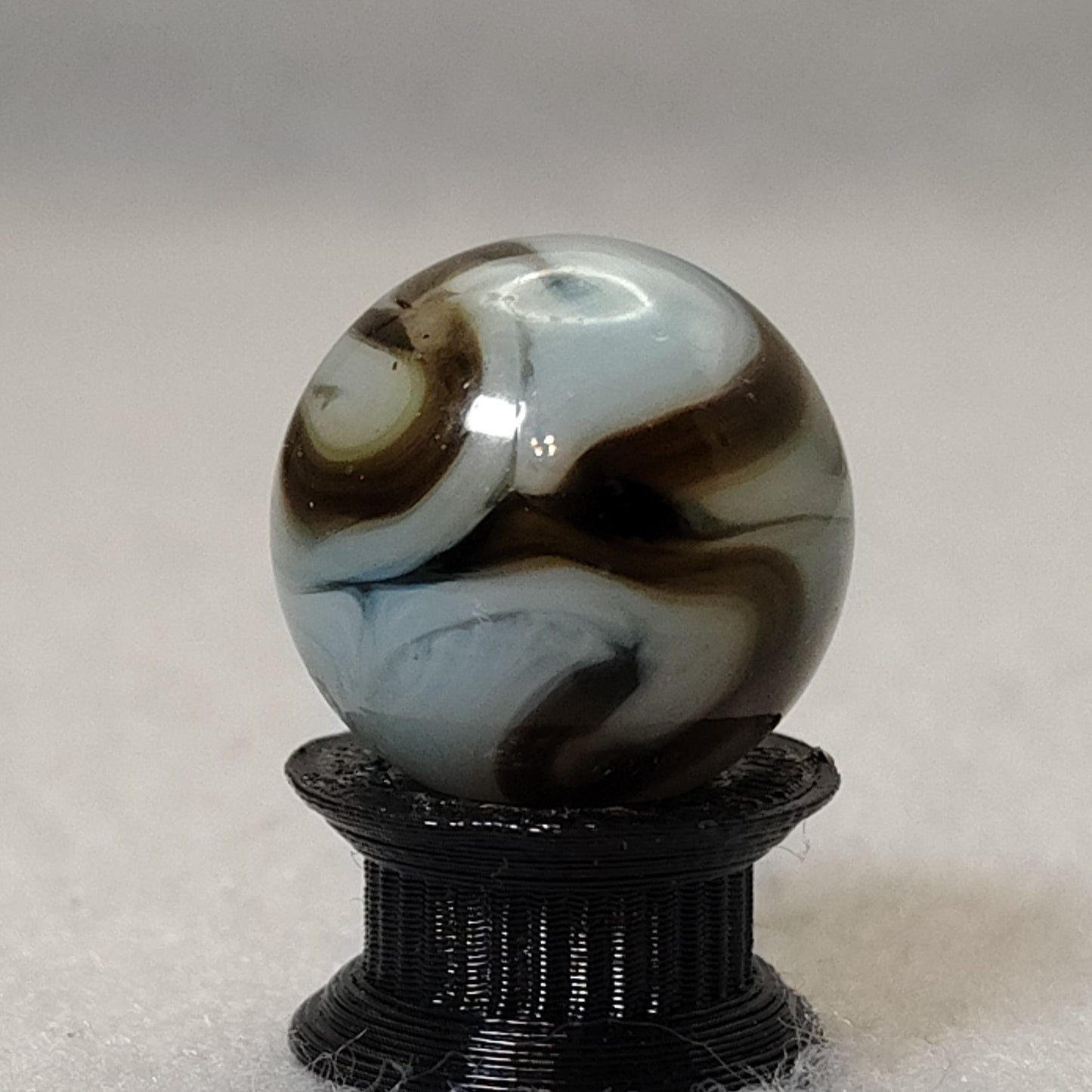 16.5mm Gorgeous Translucent Swirl Marble NM-