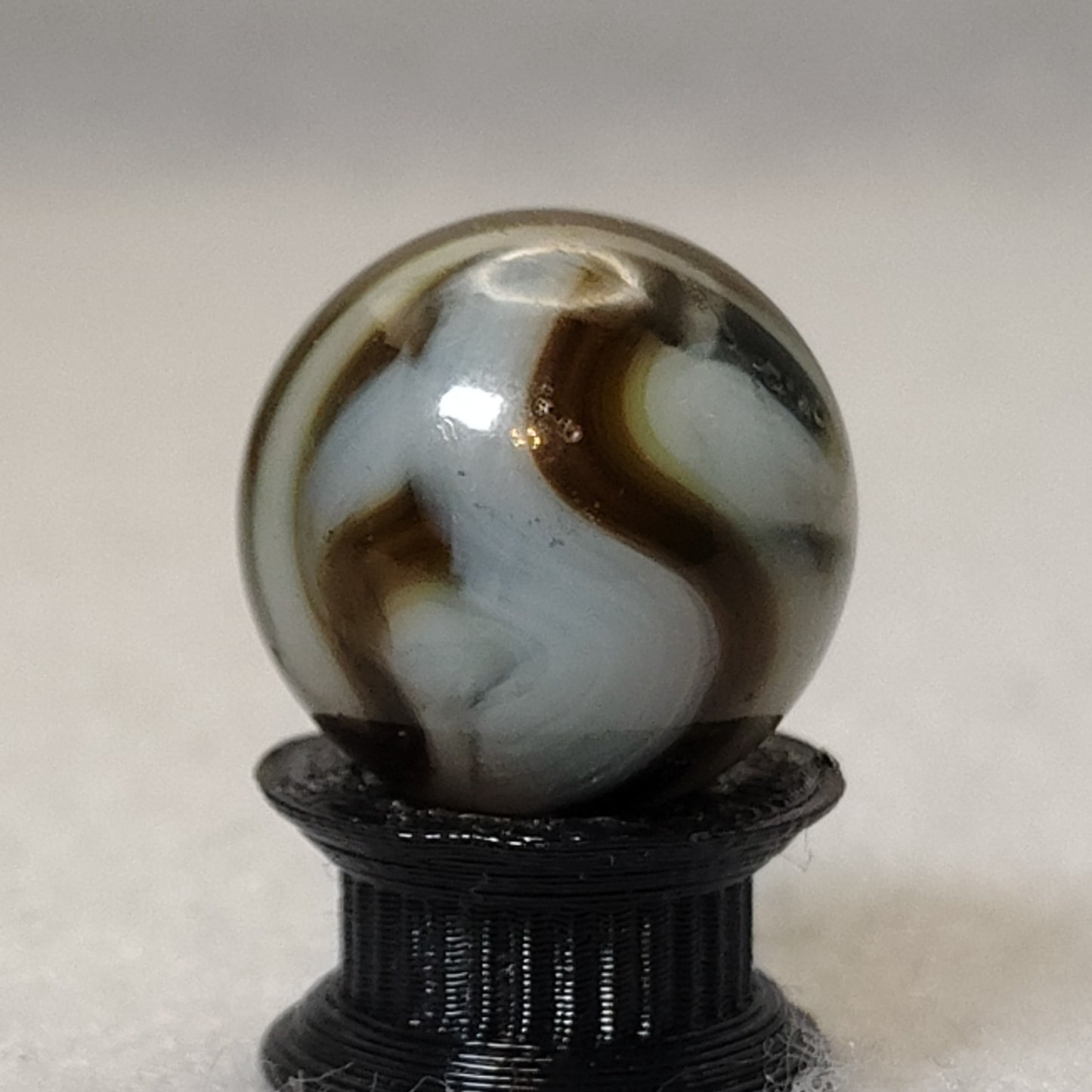 16.5mm Gorgeous Translucent Swirl Marble NM-