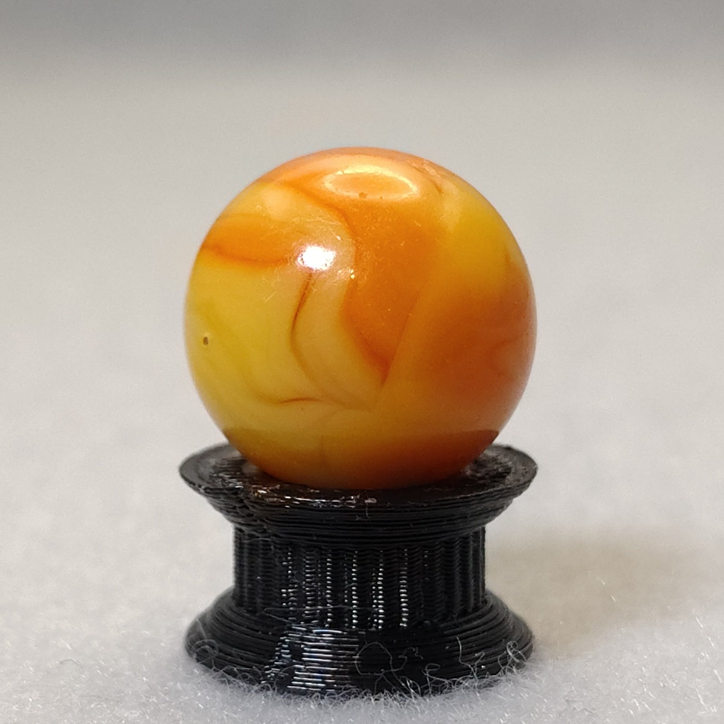 15.5mm Swirl Marble Orange & Yellow UV NM+