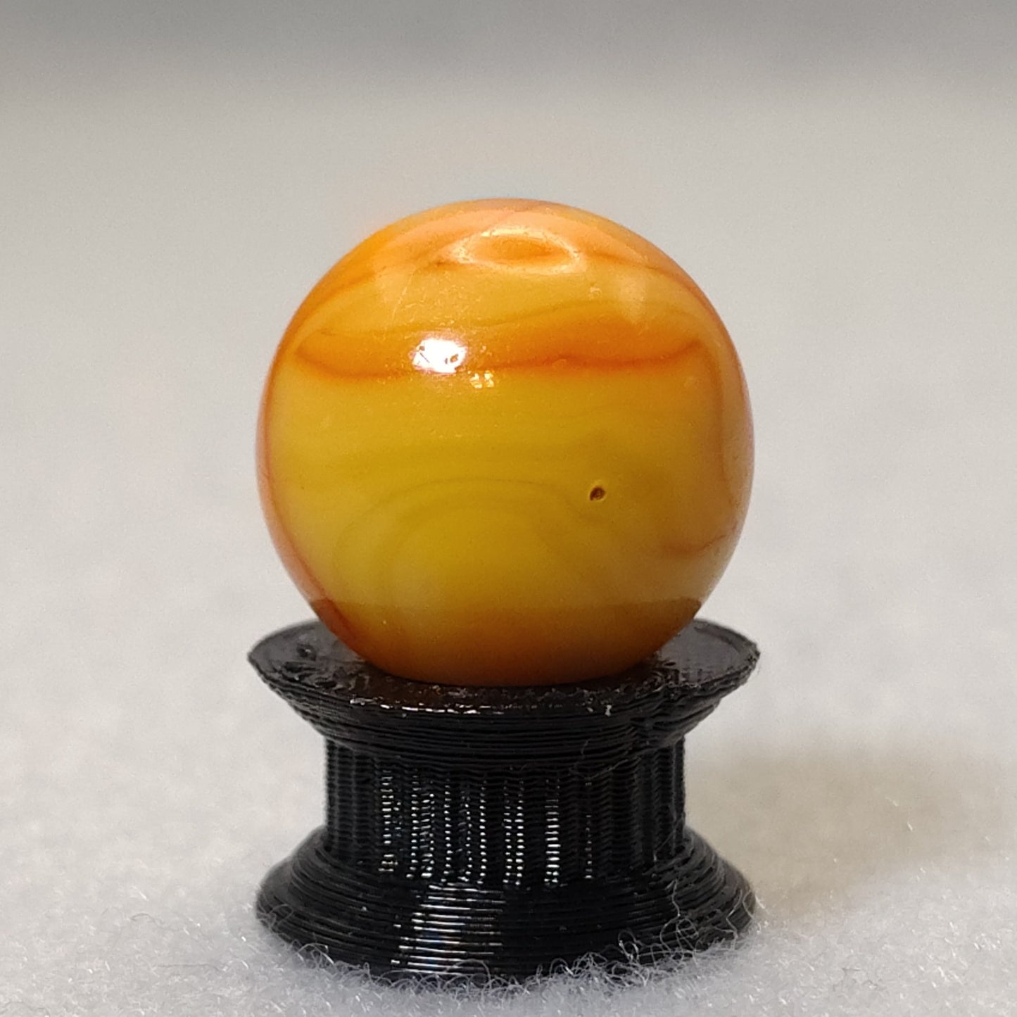 15.5mm Swirl Marble Orange & Yellow UV NM+