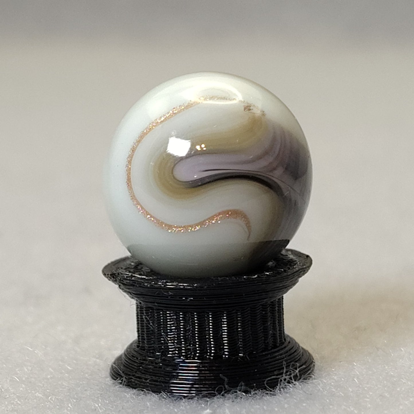 5/8" Jabo marble shiny copper line NM+ bit of UV