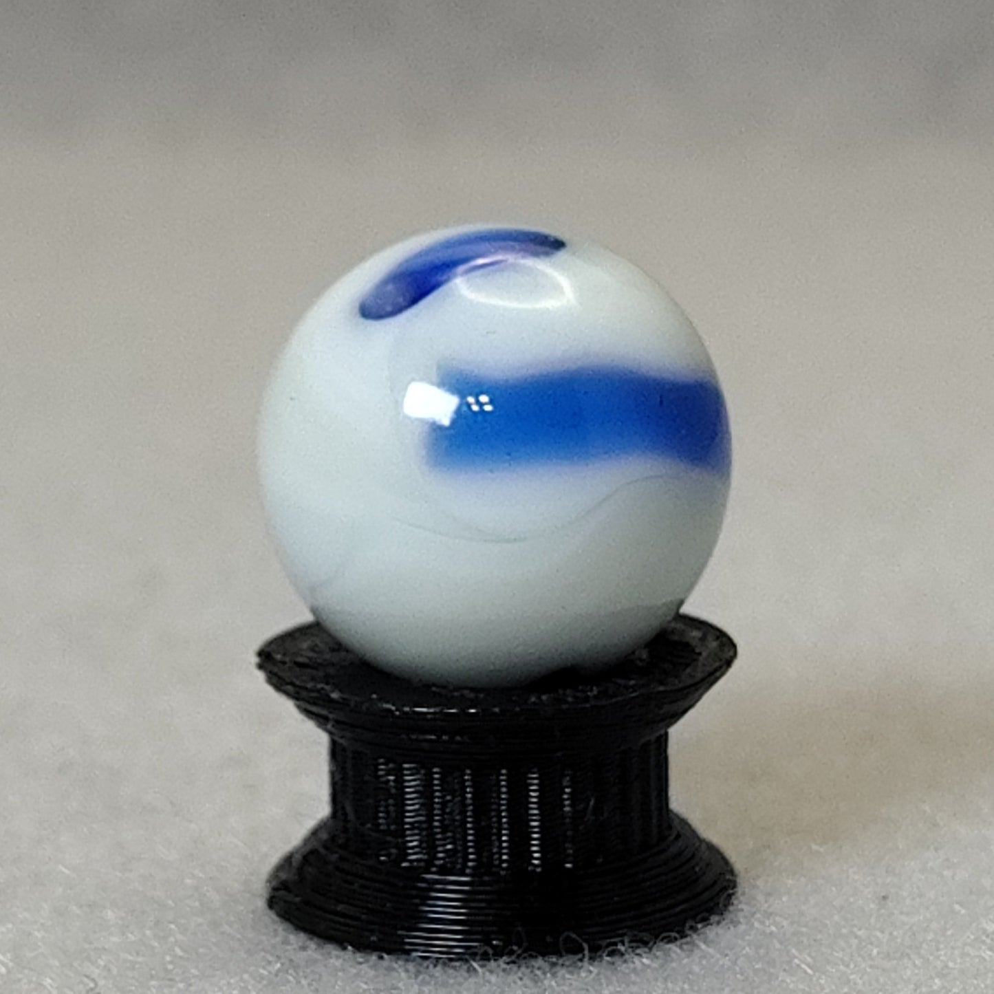 15.5mm Ravenswood Swirl Blue & White NM+