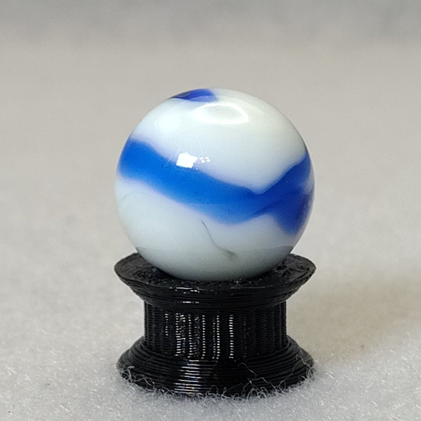 15.5mm Ravenswood Swirl Blue & White NM+
