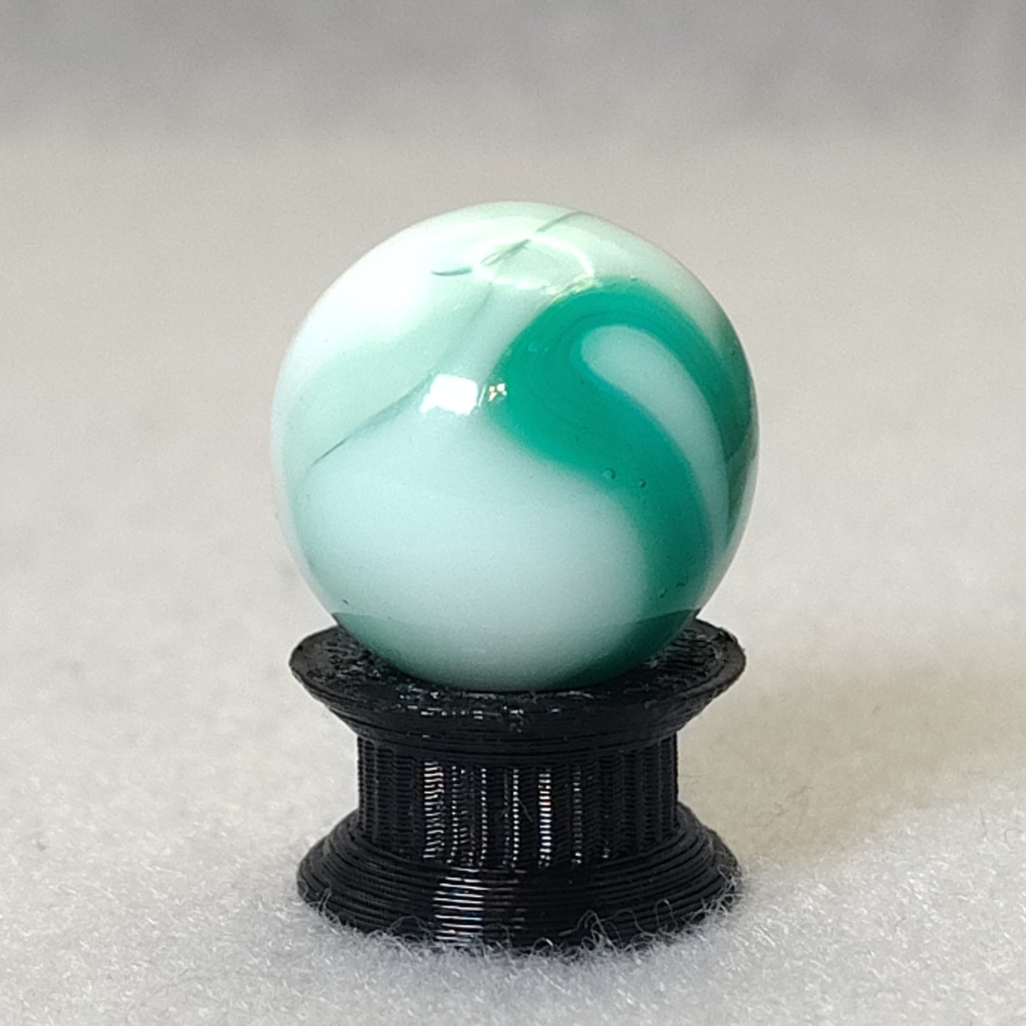 17mm Green & White swirl marble Ravenswood? Alley? NM