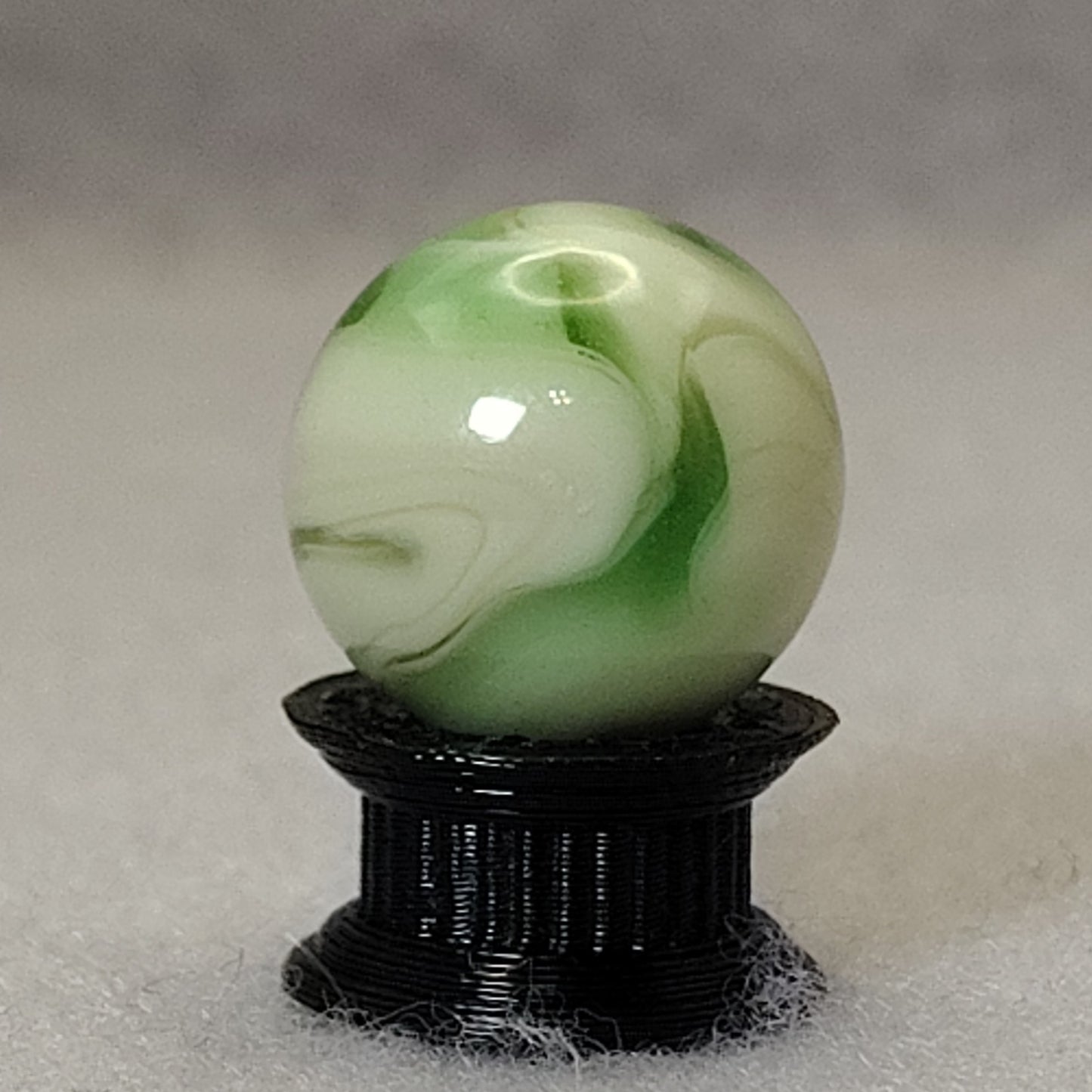 16mm Transparent Swirl Marble Green Cream Champion? NM