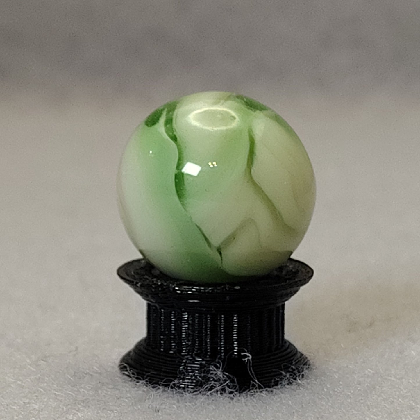 16mm Transparent Swirl Marble Green Cream Champion? NM