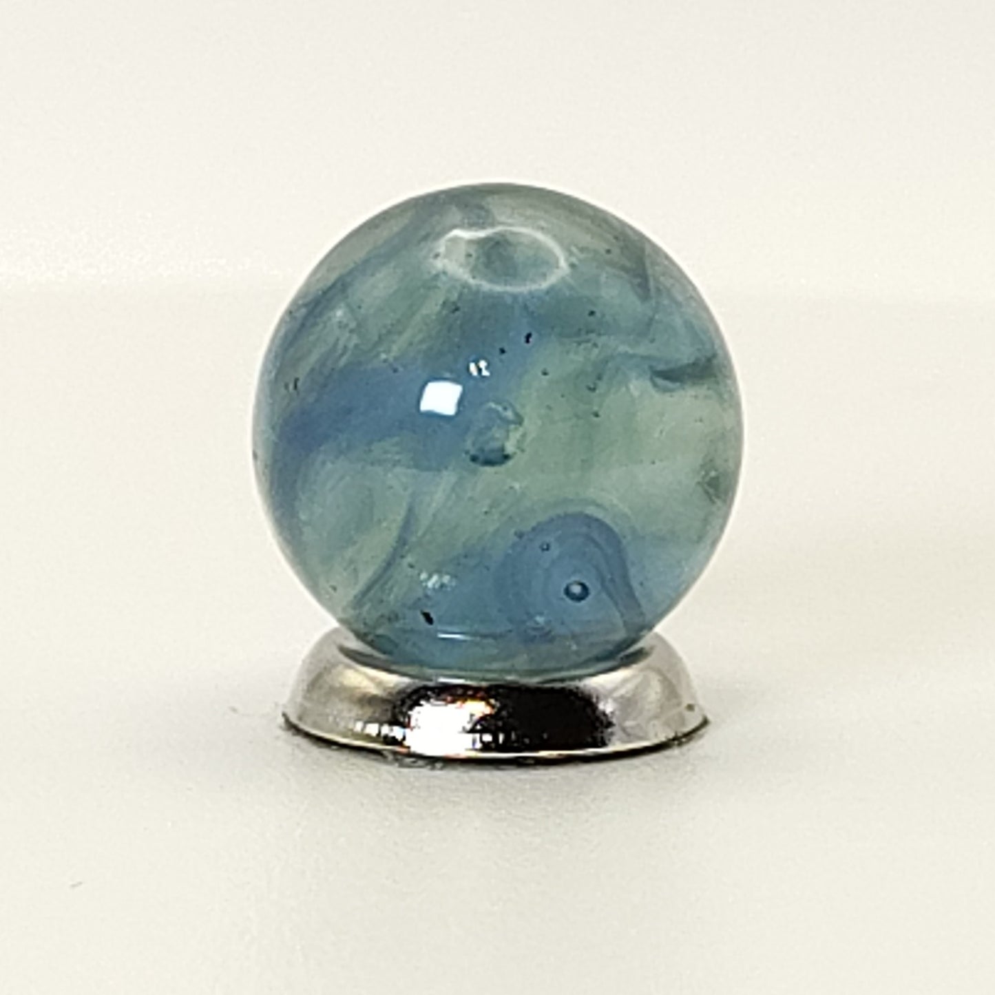 5/8" Veiligglass Wire Pull Marble - Beautiful Blue ribbons NM+