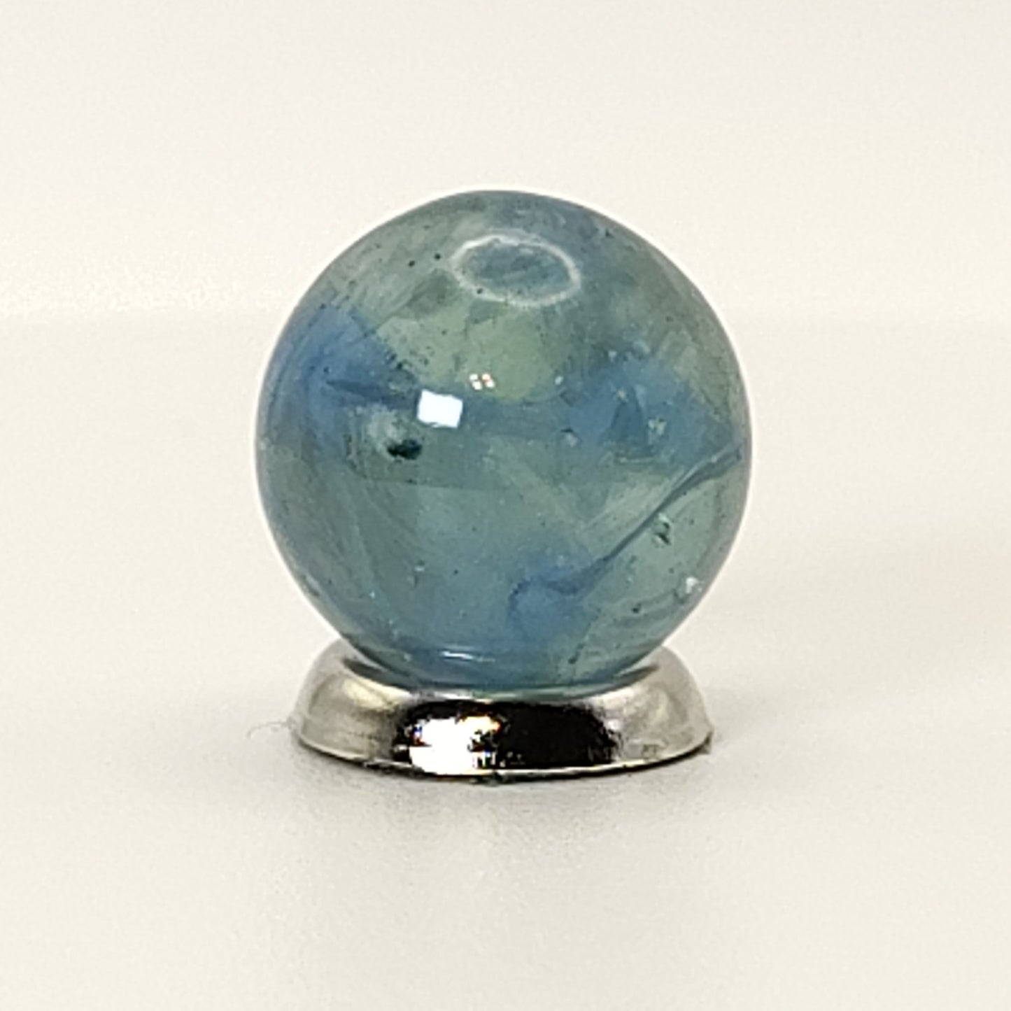 5/8" Veiligglass Wire Pull Marble - Beautiful Blue ribbons NM+