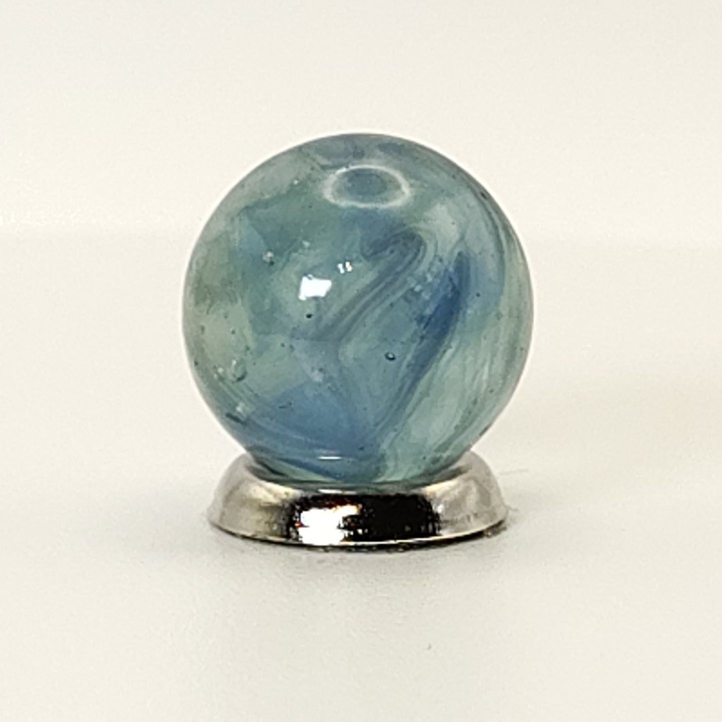 5/8" Veiligglass Wire Pull Marble - Beautiful Blue ribbons NM+